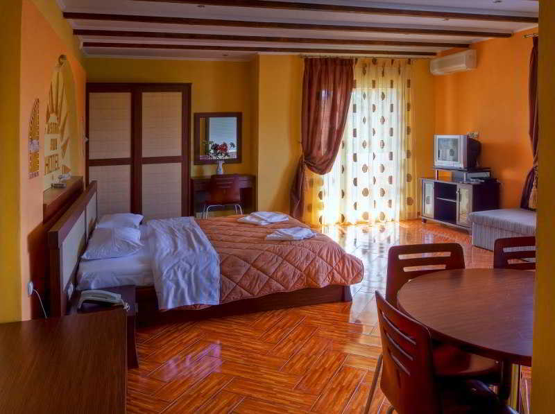 Astris Sun Hotel Bagian luar foto